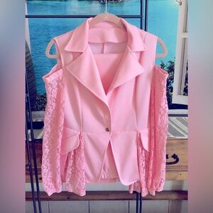 Pink pantsuit.Cold shoulder lace accent.